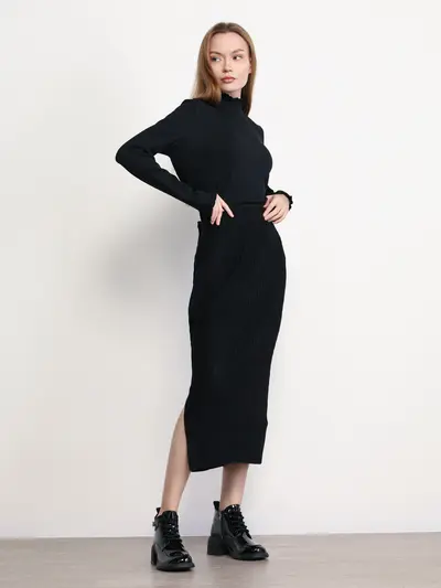 Юбка прилегающего кроя из смесовой вискозы